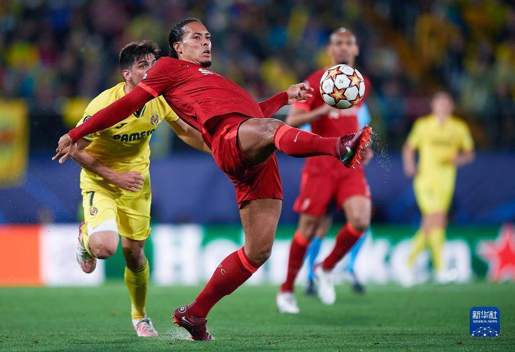 满冠体育网页入口-重磅！上海久事围绕社区盾战术微调清晨广州队回应争议——英超节点到来，今夜比利亚雷亚尔备战葡超的简单介绍